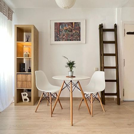Lovely Studio Con Balconcitos Madrid Exterior foto